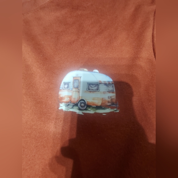 2 DYE 4 Très beau hoodie crewneck orange brûlé avec motif camping au devant - Picture 4 of 6